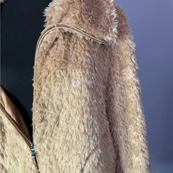 Urban Heritage Cream Teddy Jacket. PTP 22. - Picture 5 of 10